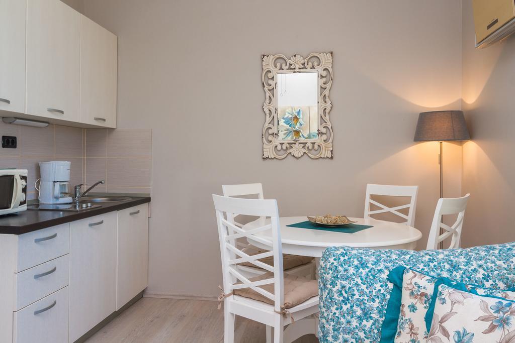 Apartments Suzy Split Ngoại thất bức ảnh